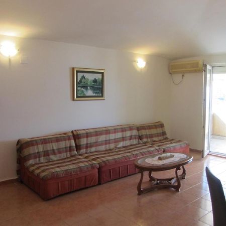 Appartamento Cernogoriya Voyage Rafajlovići Esterno foto
