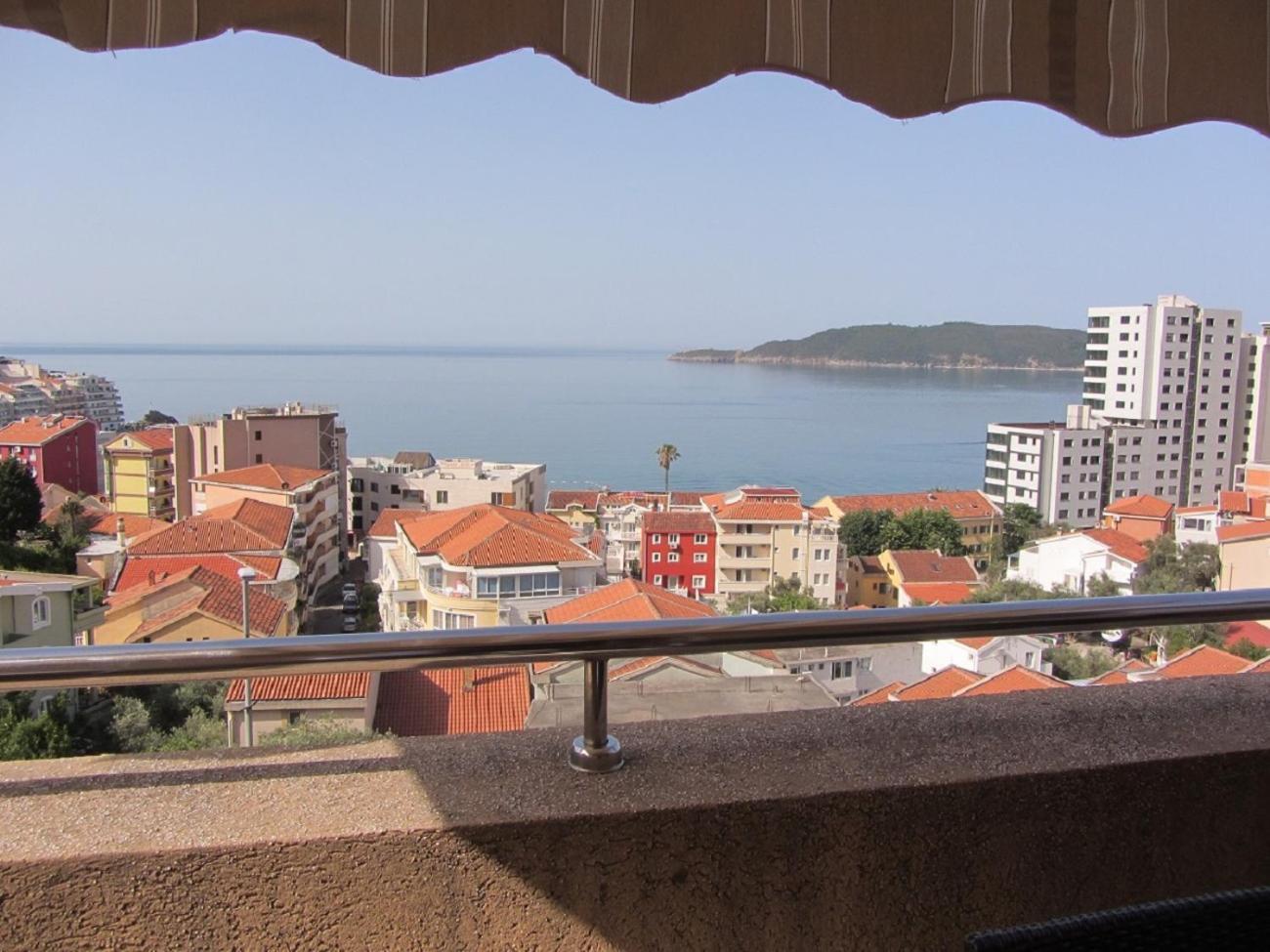 Appartamento Cernogoriya Voyage Rafajlovići Esterno foto