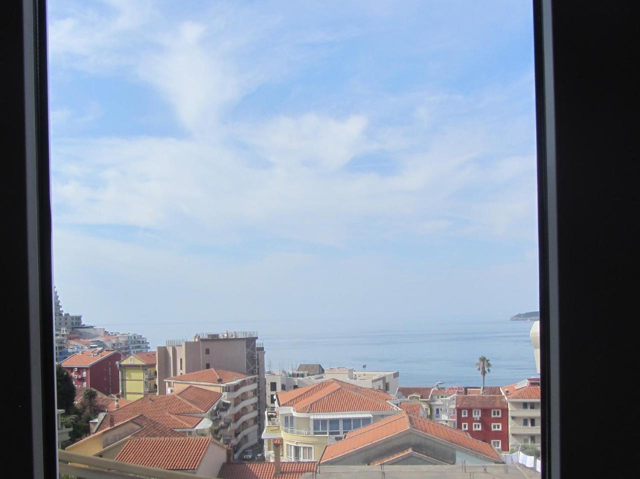 Appartamento Cernogoriya Voyage Rafajlovići Esterno foto